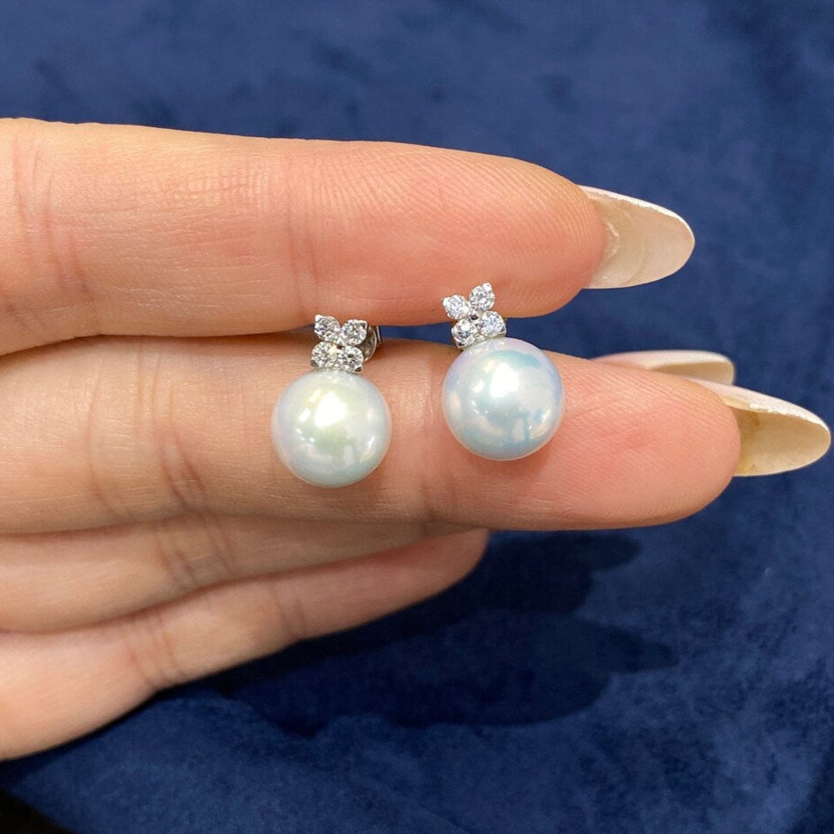 Large pearl earrings featuring 9-10mm AAA freshwater pearls and lab-grown diamonds in a four-leaf clover design, set in 18k solid gold