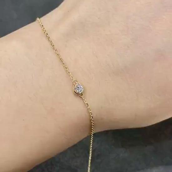 Lab-grown diamond solitaire bracelet in 18K solid gold, featuring a brilliant cut 0.1Ct diamond, ideal for minimalist jewelry lovers.